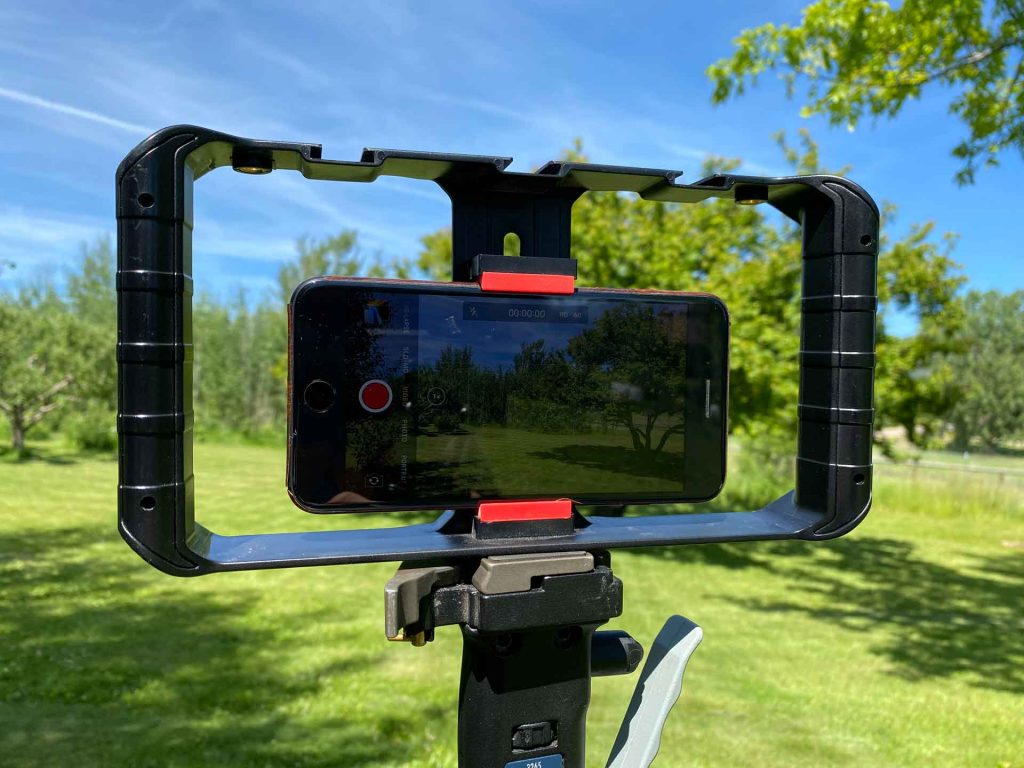 Ulanzi U Rig for Shooting Mobile Videos 1